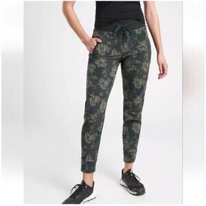 Athleta Pants Women 12 Tall Green Floral Print Trekkie North Jogger Travel Hike